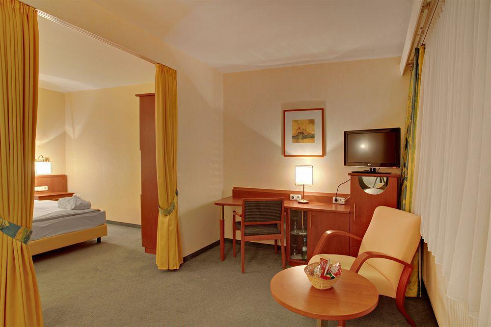 Balladins Superior Hotel Gutsmann Bad Bramstedt Exterior photo