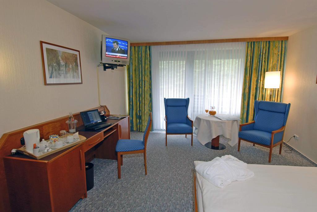 Balladins Superior Hotel Gutsmann Bad Bramstedt Room photo