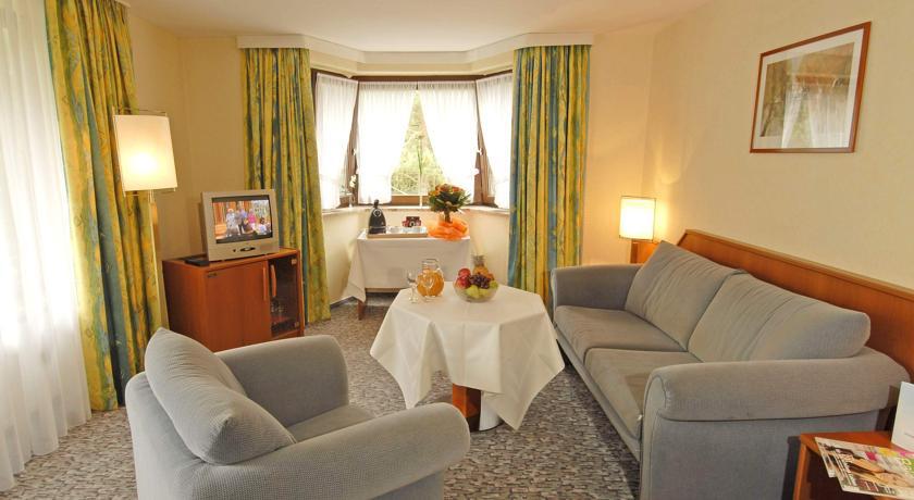Balladins Superior Hotel Gutsmann Bad Bramstedt Exterior photo